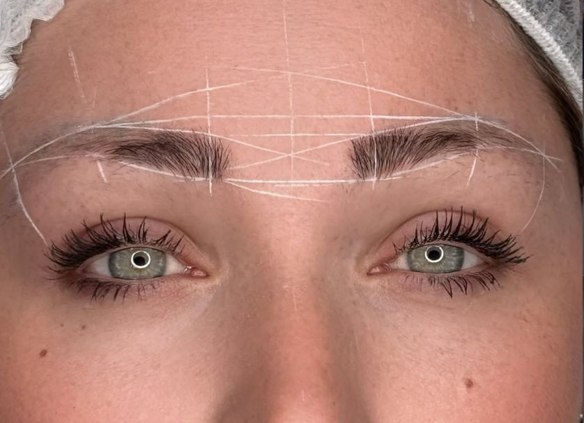 Sopracciglia prima con disegno