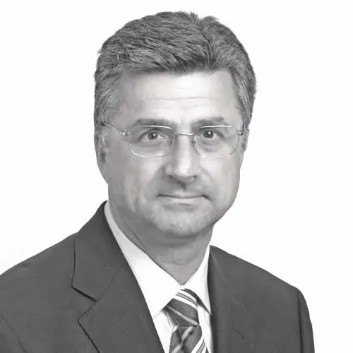 Foto del Dott. Fama Giuseppe medico specialista in Chirurgia Ortopedica, Chirurgia della Spalla a Padova